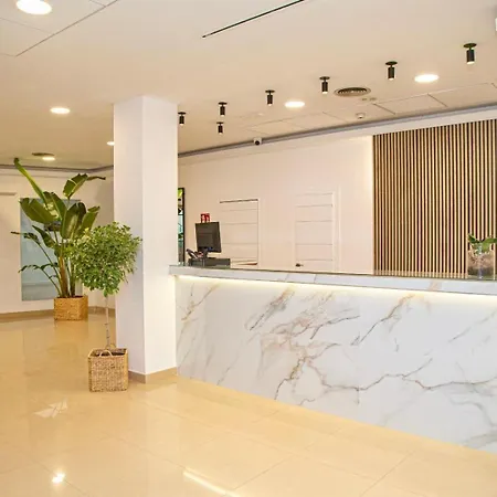 Centro מלון 3*
