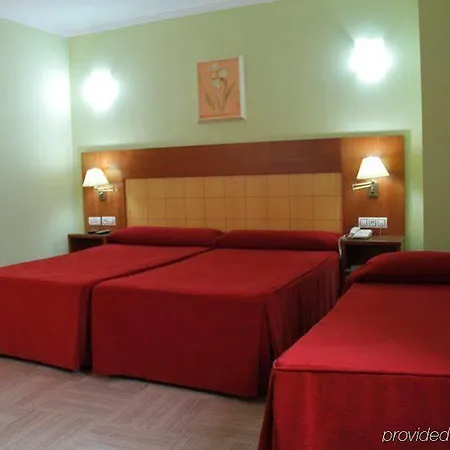 מלון Centro 3*