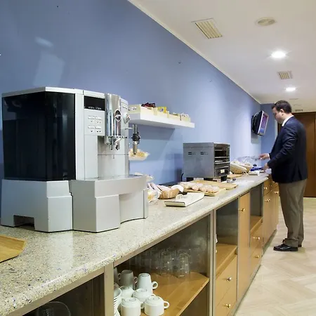 מלון Centro